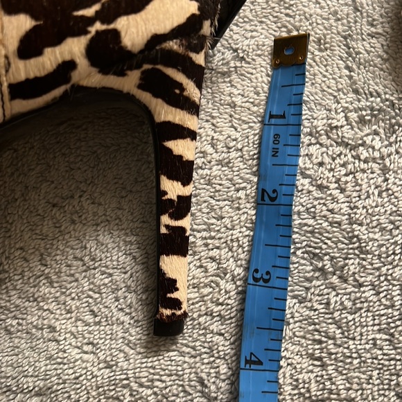 Calvin Klein Rajon Pump - Picture 3 of 8